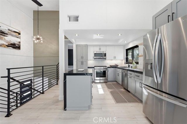 729 N Juanita, Redondo Beach, CA 90277