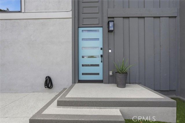 729 N Juanita, Redondo Beach, CA 90277