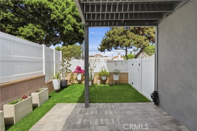 729 N Juanita, Redondo Beach, CA 90277