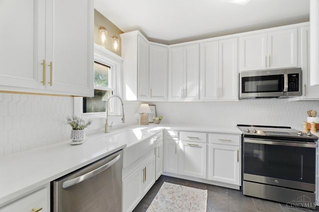 3315 Bevis Avenue, Cincinnati, OH 45207