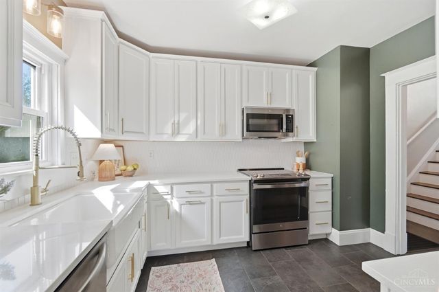 3315 Bevis Avenue, Cincinnati, OH 45207