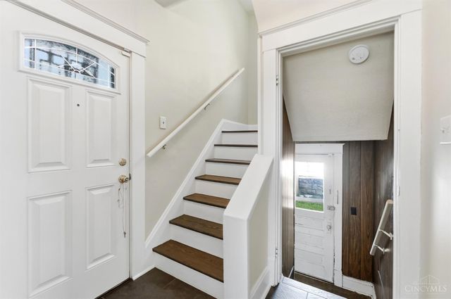 3315 Bevis Avenue, Cincinnati, OH 45207