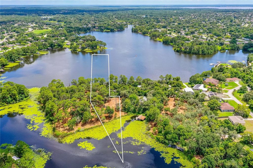 Image 3 of property listing at TWIN OAK STREET, Deltona, FL 32725