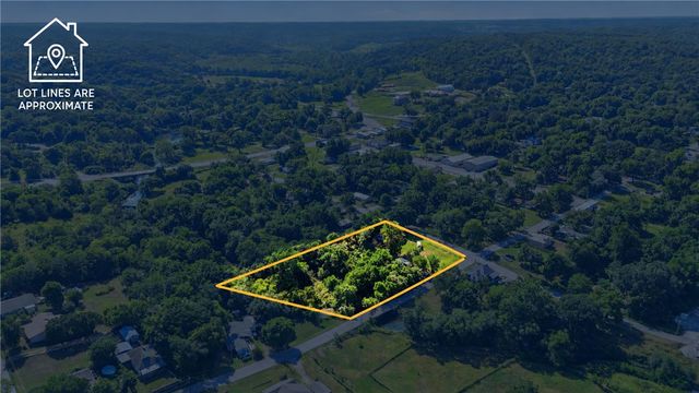 308 Flickinger Street, Sulphur Springs, AR 72768