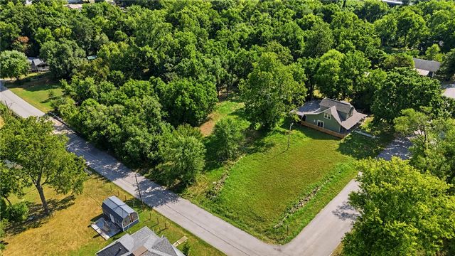 308 Flickinger Street, Sulphur Springs, AR 72768