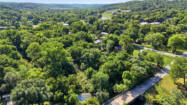 308 Flickinger Street, Sulphur Springs, AR 72768