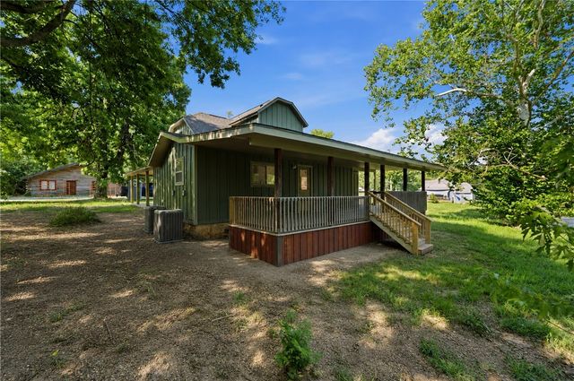 308 Flickinger Street, Sulphur Springs, AR 72768