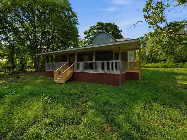 308 Flickinger Street, Sulphur Springs, AR 72768