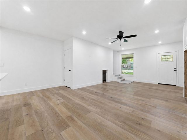 308 Flickinger Street, Sulphur Springs, AR 72768