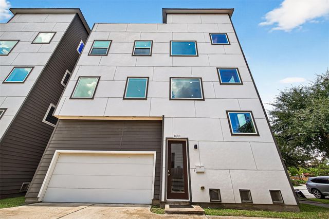 1630 W 24th Street, Houston, TX 77008