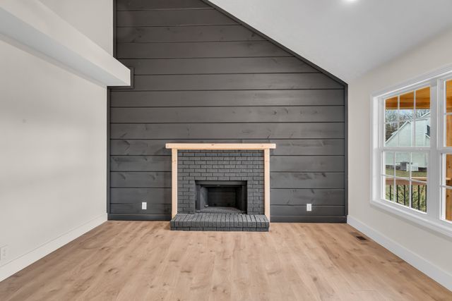 126 Cody Ct, Portland, TN 37148