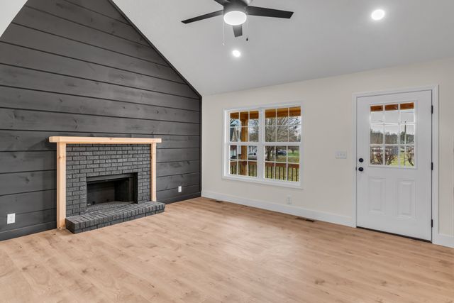 126 Cody Ct, Portland, TN 37148