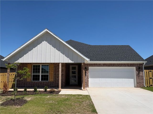 1814 Farmer Street, Pea Ridge, AR 72751