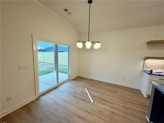 1814 Farmer Street, Pea Ridge, AR 72751