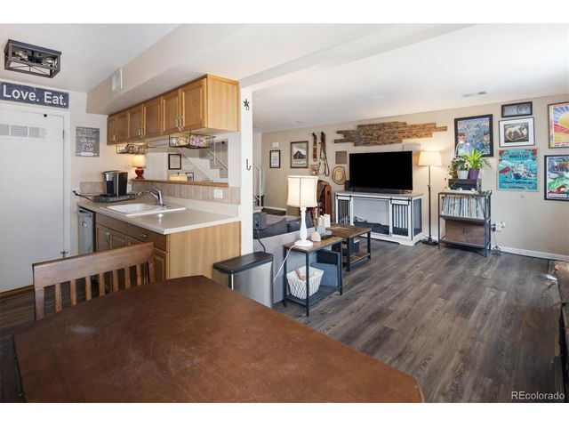 7700 W Glasgow Pl 15B, Littleton, CO 80128