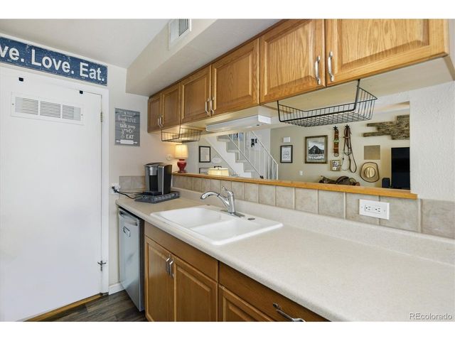 7700 W Glasgow Pl 15B, Littleton, CO 80128