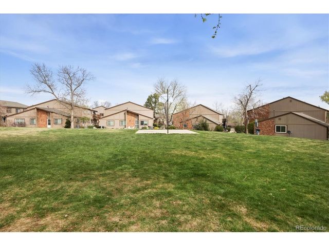 7700 W Glasgow Pl 15B, Littleton, CO 80128