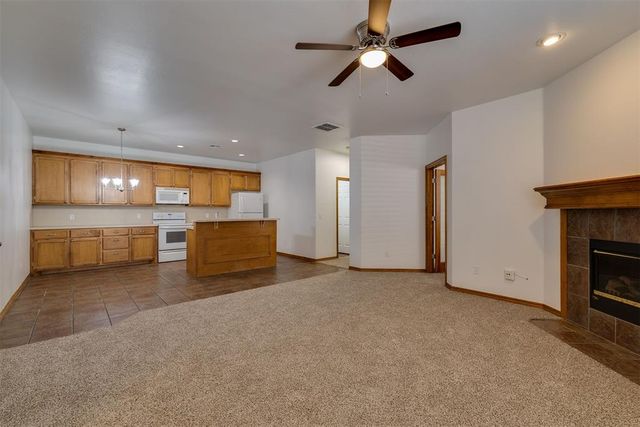 14 NW 156th Street 14, Edmond, OK 73013