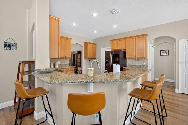 353 LAKE AMBERLEIGH DRIVE, Winter Garden, FL 34787