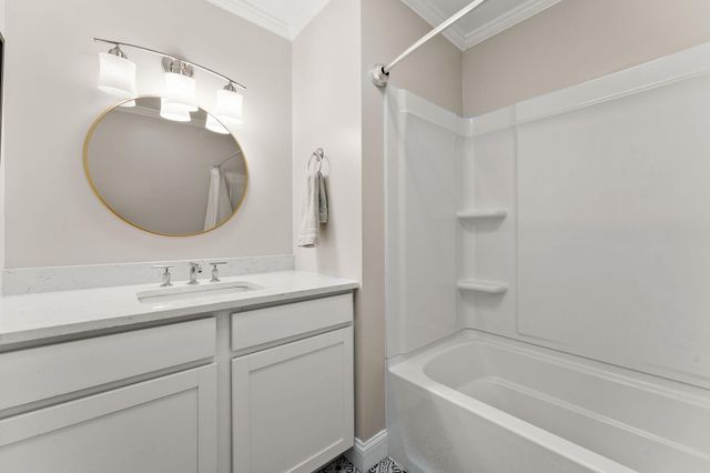 1343 Fran Lin Parkway, Munster, IN 46321
