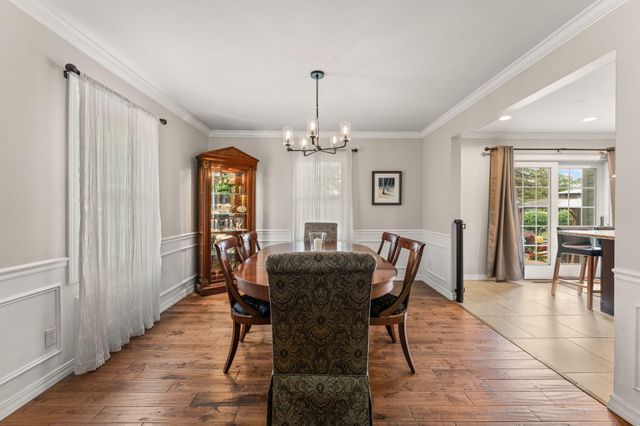 1343 Fran Lin Parkway, Munster, IN 46321
