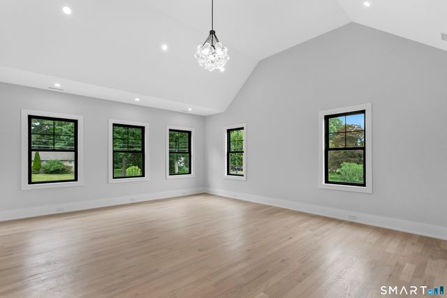 110 porters hill Road, Trumbull, CT 06611
