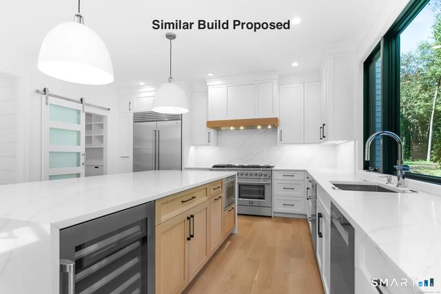 110 porters hill Road, Trumbull, CT 06611