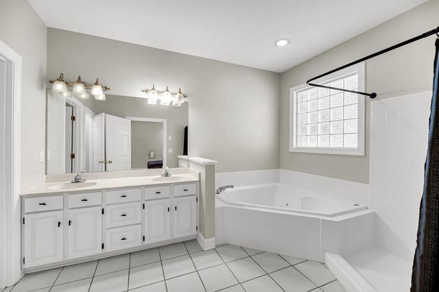 4416 Wild Thicket Lane, North Charleston, SC 29420