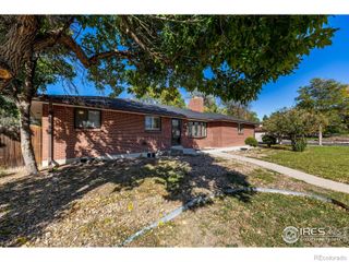11087 E Montview Boulevard, Aurora, CO 80010