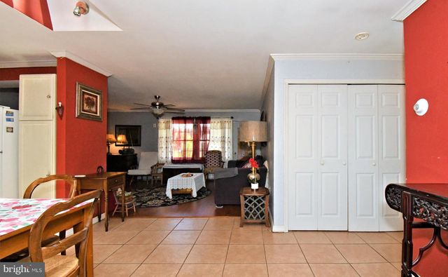 70 TALL PINE LN, Levittown, PA 19054