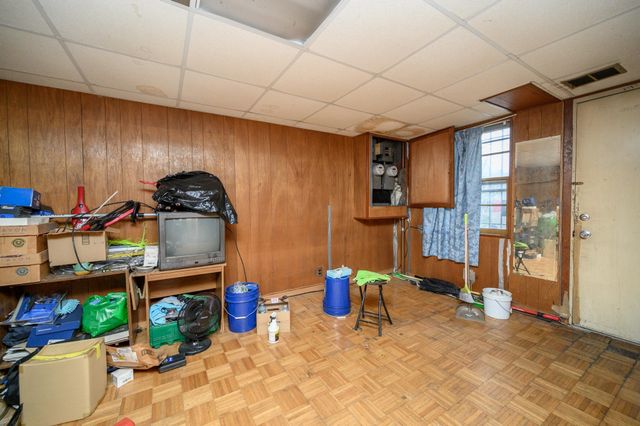 2293 JOHN F KENNEDY BLVD, Jc, Journal Square, NJ 07304