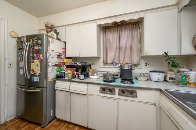 2293 JOHN F KENNEDY BLVD, Jc, Journal Square, NJ 07304