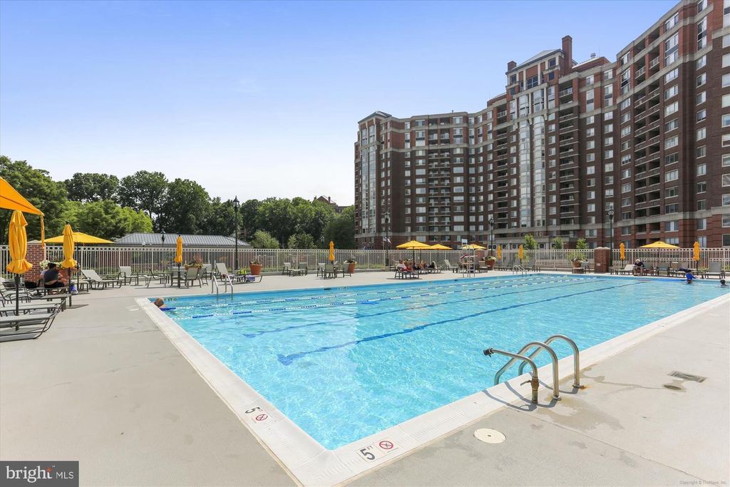 5809 NICHOLSON LN #1402, Rockville, MD 20852