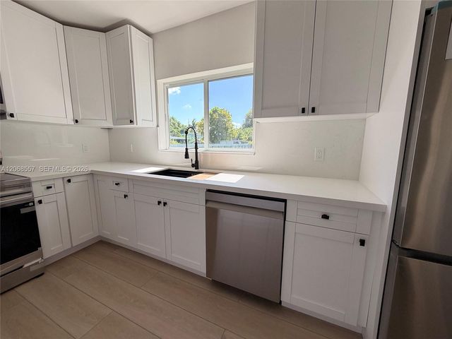 2830 SW 63rd Avenue, Miami, FL 33155