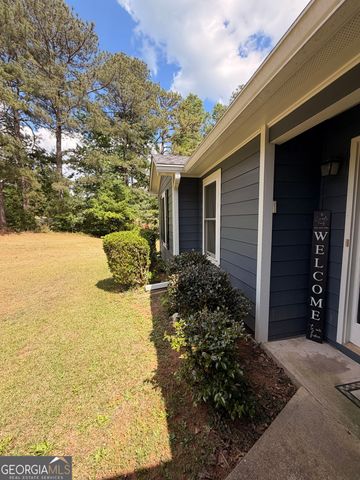 145 Stoneview Circle, Covington, GA 30016