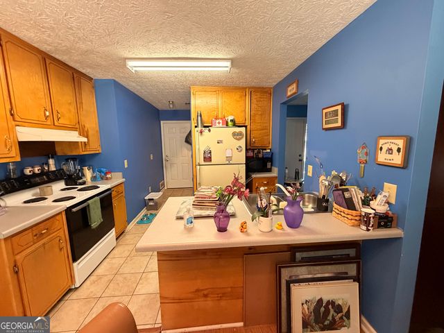 145 Stoneview Circle, Covington, GA 30016