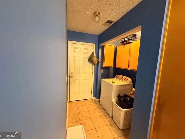 145 Stoneview Circle, Covington, GA 30016
