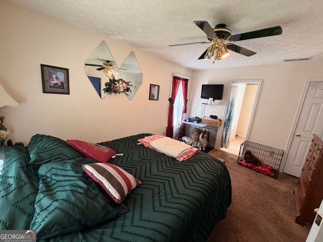 145 Stoneview Circle, Covington, GA 30016