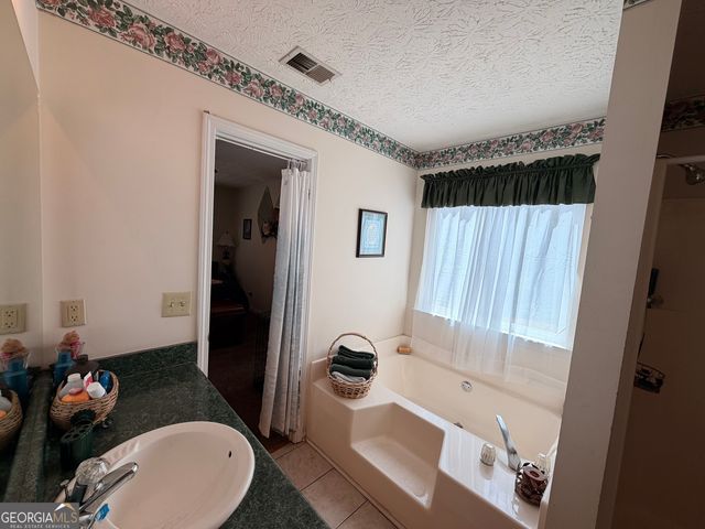 145 Stoneview Circle, Covington, GA 30016