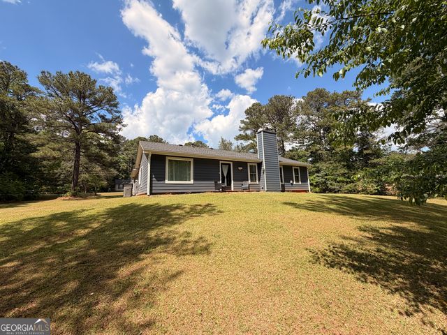 145 Stoneview Circle, Covington, GA 30016