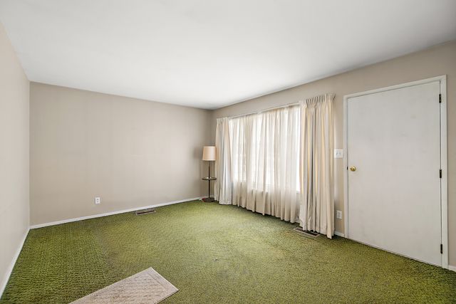 219 S Hillcrest Avenue, Kankakee, IL 60901