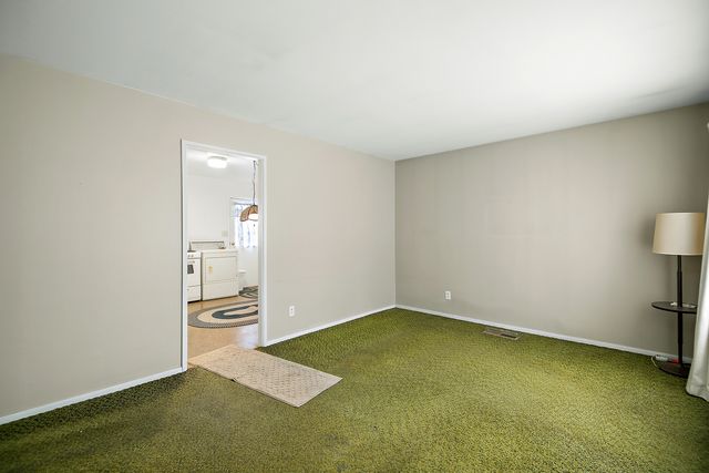 219 S Hillcrest Avenue, Kankakee, IL 60901