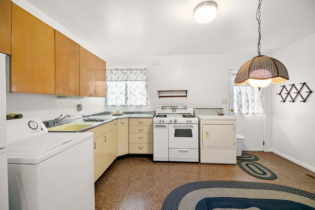 219 S Hillcrest Avenue, Kankakee, IL 60901