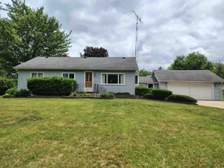 905 Dexter Drive, Venice Twp, MI 48449