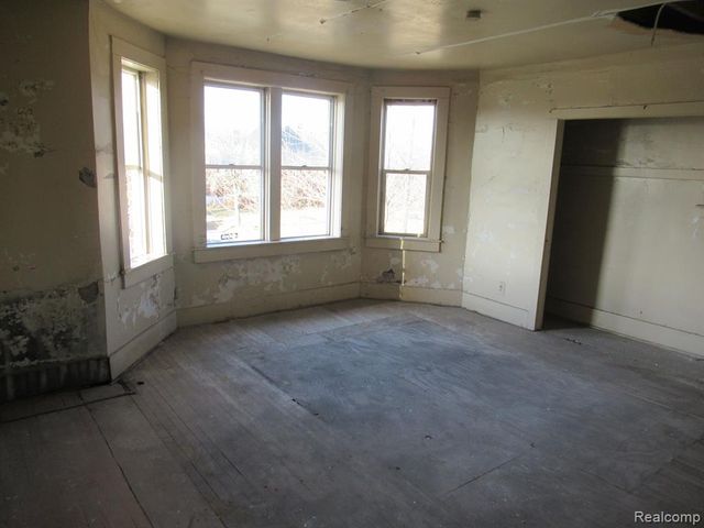 9440 Savery Street, Detroit, MI 48206