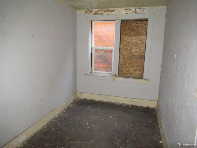 9440 Savery Street, Detroit, MI 48206