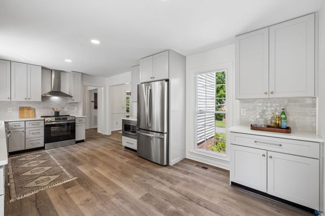 509 N Woods Ct, Brentwood, TN 37027