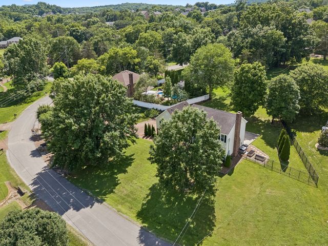 509 N Woods Ct, Brentwood, TN 37027
