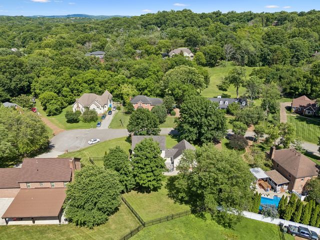 509 N Woods Ct, Brentwood, TN 37027