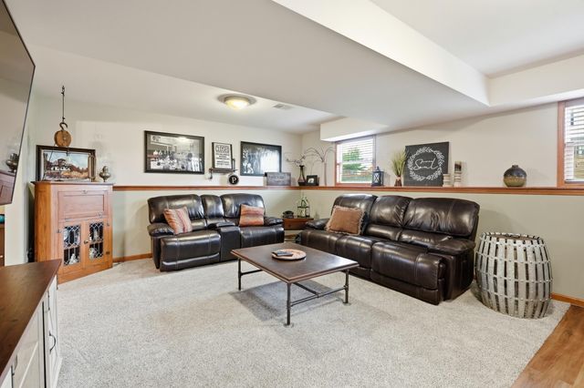 12329 Tippecanoe Place, Crown Point, IN 46307